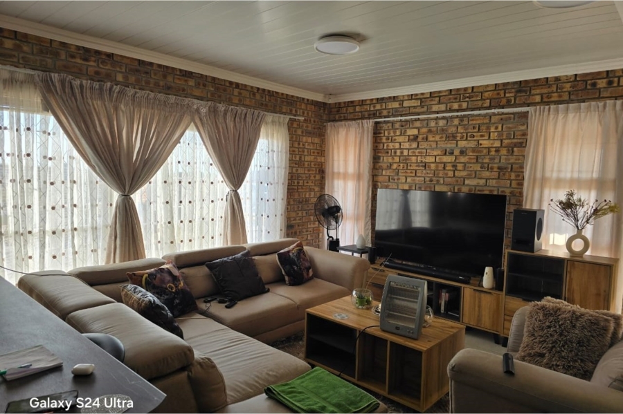 3 Bedroom Property for Sale in El Toro Park Northern Cape